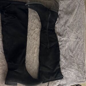 Black Over-the-Knee Boots
